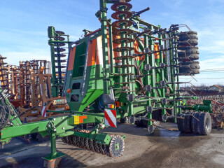 Semănătoare plante păioase cu pregătire 6.0m, Amazone CAYENA 6001